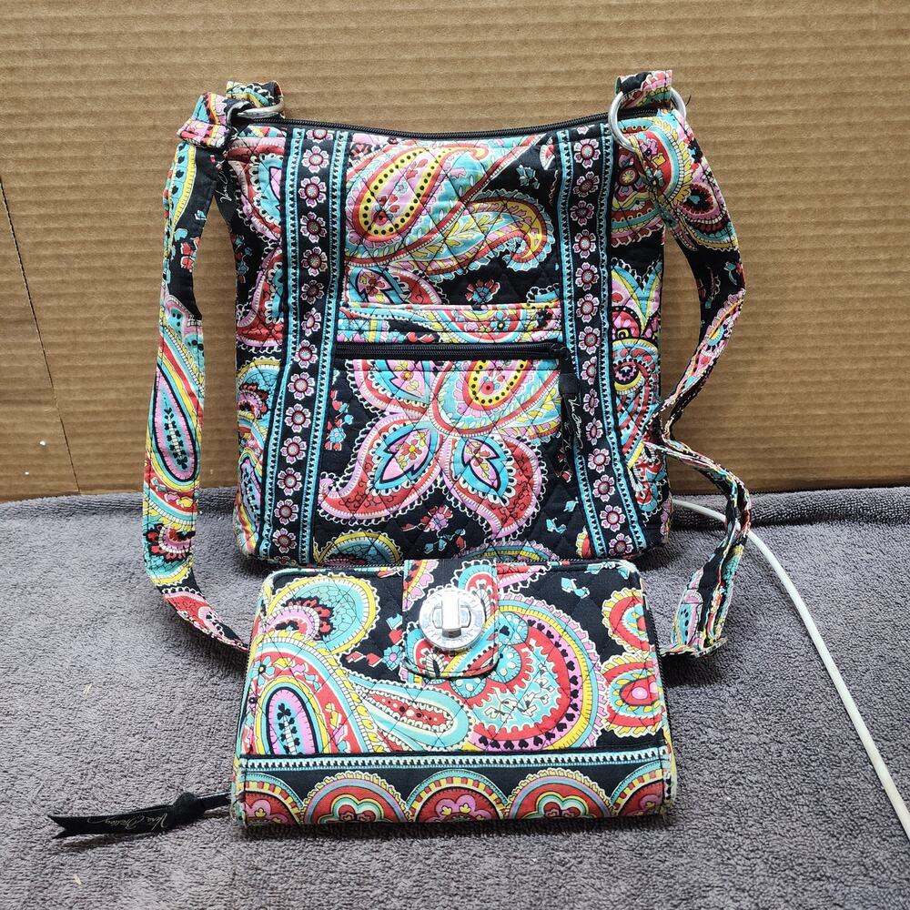 Vera Bradley Parisian Paisley Crossoby Hipster & wallet see pics b50